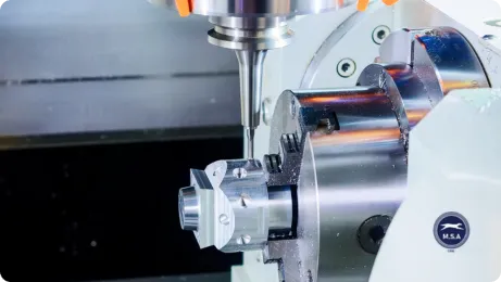 دستگاه CNC پنج محور چیست و چه کاربردی دارد؟